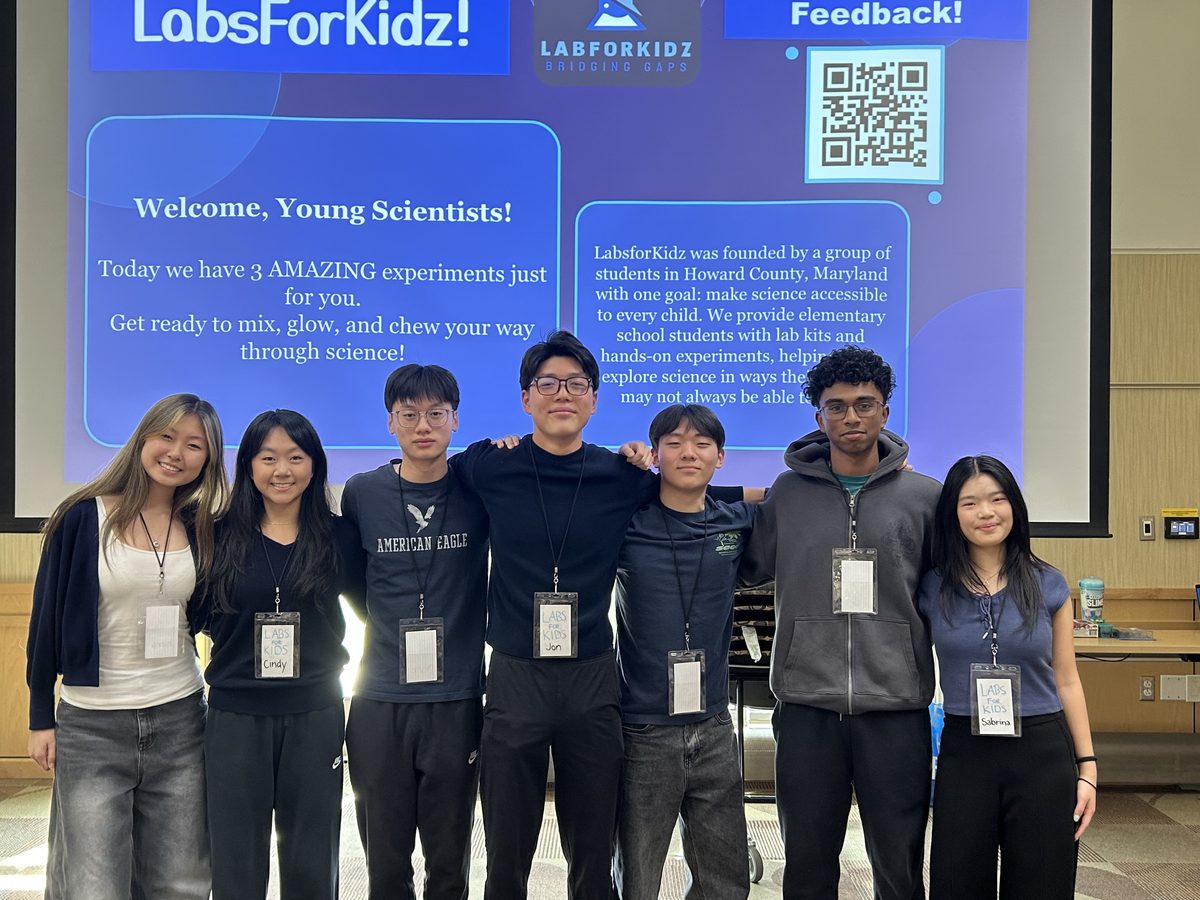 LabsforKidz Team at Miller Branch Library